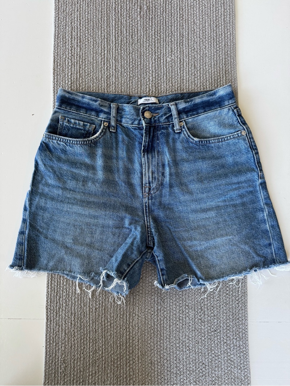 Forever 21 Dark Blue Denim High Waist Cut Off Jean Shorts Size 28